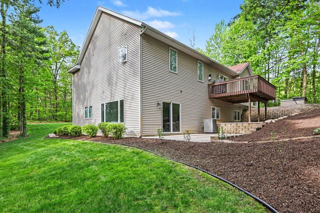 5224 Bonasa Drive Ne, Courtland Twp, MI 49341
