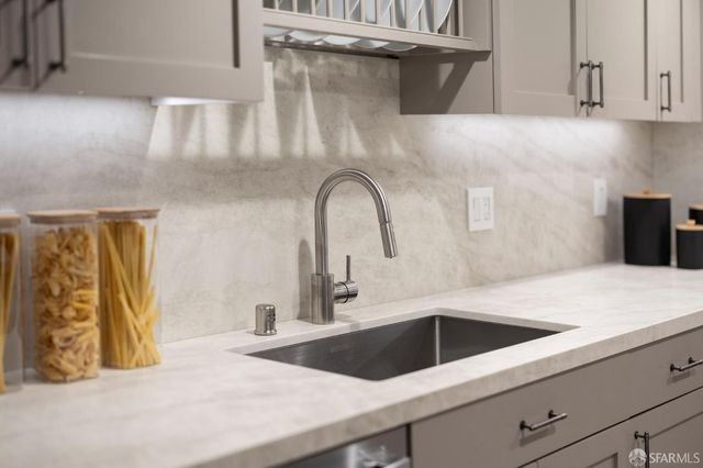 999 16th Street 6, San Francisco, CA 94107