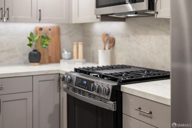 999 16th Street 6, San Francisco, CA 94107