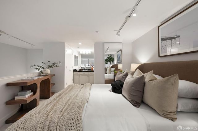 999 16th Street 6, San Francisco, CA 94107