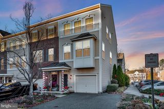 100 NESTORS PL #601, Stafford, VA 22556