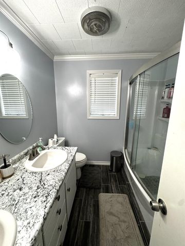 511 Broadmoor Ave, Houma, LA 70364