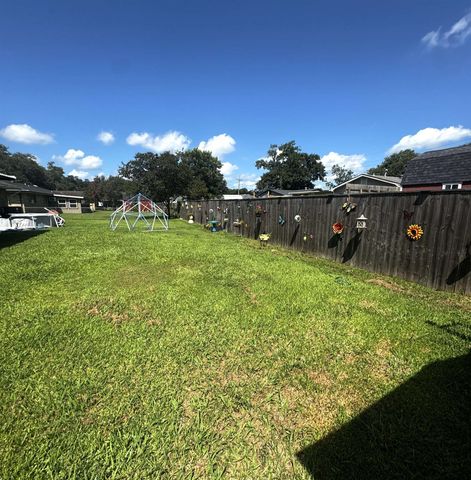 511 Broadmoor Ave, Houma, LA 70364