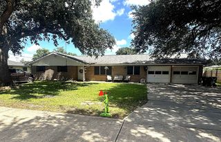 511 Broadmoor Ave, Houma, LA 70364