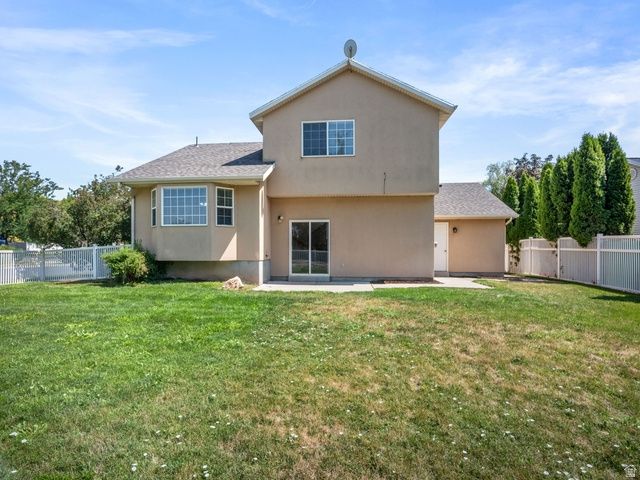 1602 W ROCKBRIDGE DR, Layton, UT 84041