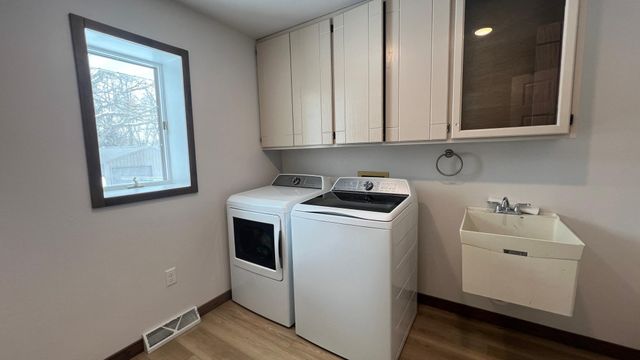 7352 Ahles Road, Saint Cloud, MN 56301