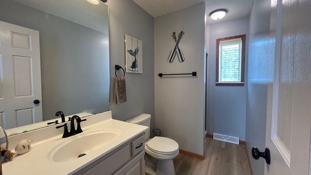 7352 Ahles Road, Saint Cloud, MN 56301