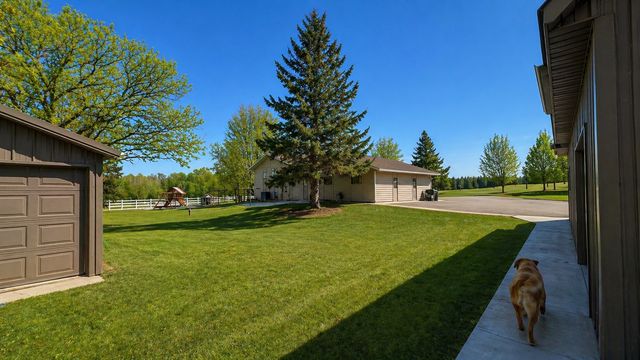 7352 Ahles Road, Saint Cloud, MN 56301