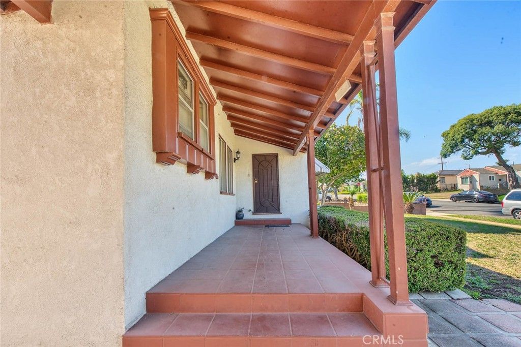 1438 W 94th Street, Los Angeles, CA 90047 — photo 3