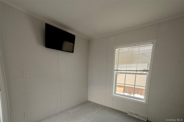 150 Main Street 1A, Islip, NY 11751