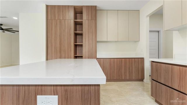 2804 Stablewood Lane, Mission, TX 78572