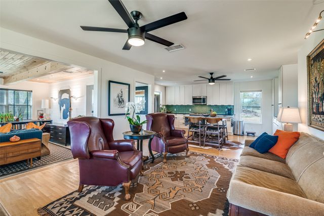 5790 Fm 513 S, Lone Oak, TX 75453