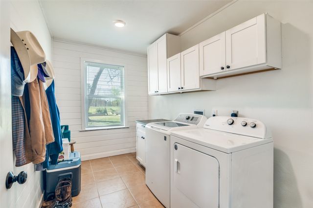 5790 Fm 513 S, Lone Oak, TX 75453