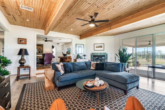 5790 Fm 513 S, Lone Oak, TX 75453