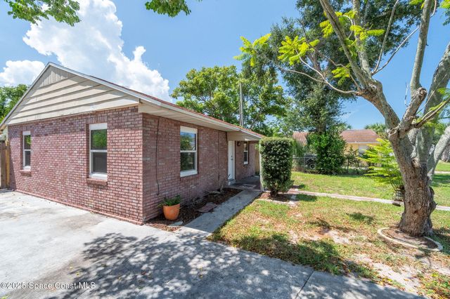 1228 Azalea Court E, Melbourne, FL 32935