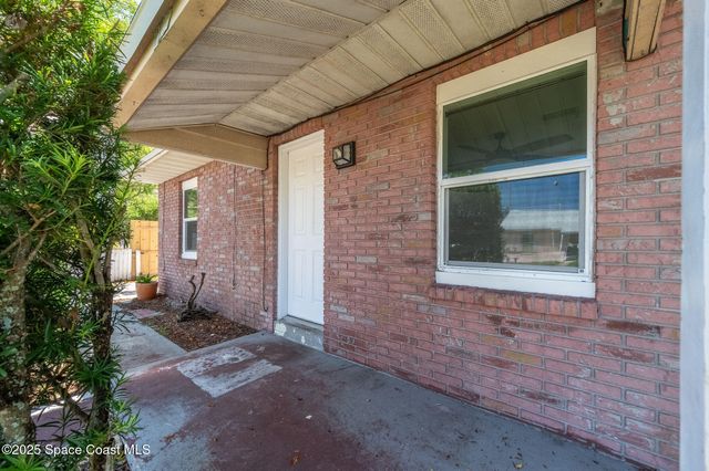 1228 Azalea Court E, Melbourne, FL 32935