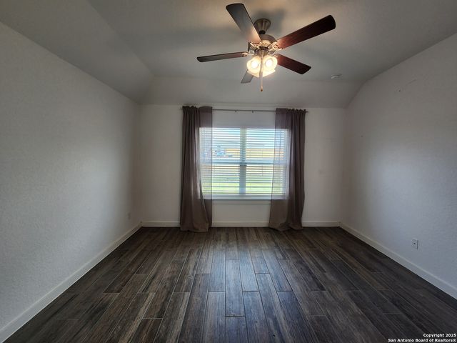 3976 LEGEND MDWS, New Braunfels, TX 78130