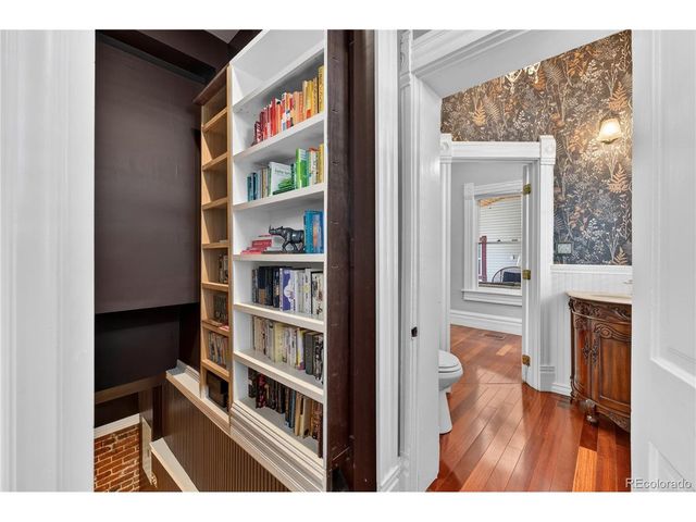 2129 N Lafayette St, Denver, CO 80205