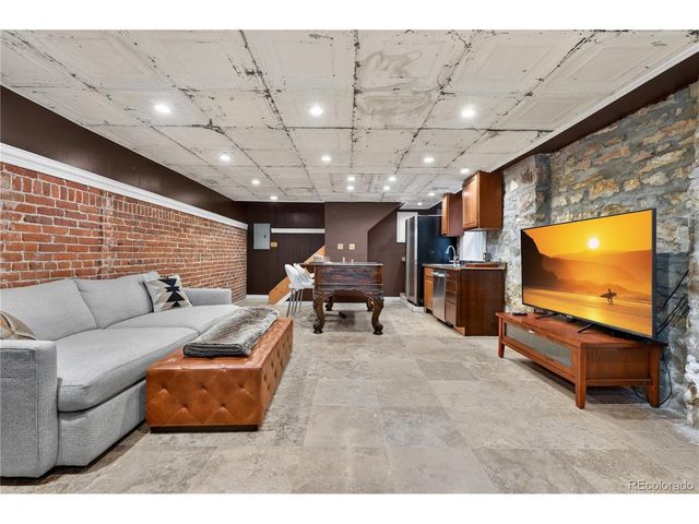 2129 N Lafayette St, Denver, CO 80205