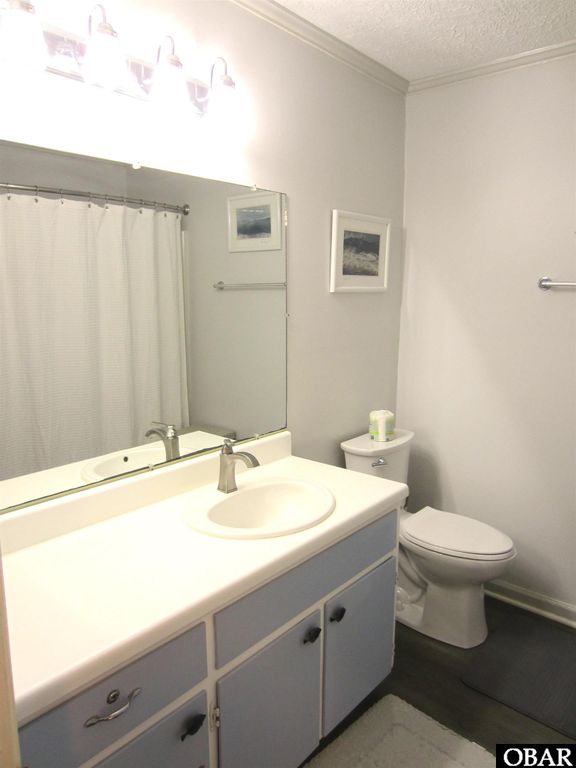 Image 24 of property listing at 1401 S Virginia Dare Trail Unit 10, Kill Devil Hills, NC 27948