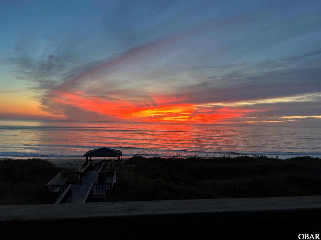 Image 36 of property listing at 1401 S Virginia Dare Trail Unit 10, Kill Devil Hills, NC 27948