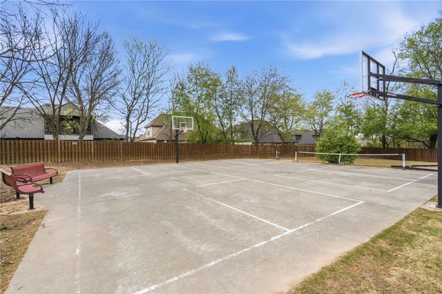 1671 Foxboro Court, Bentonville, AR 72713