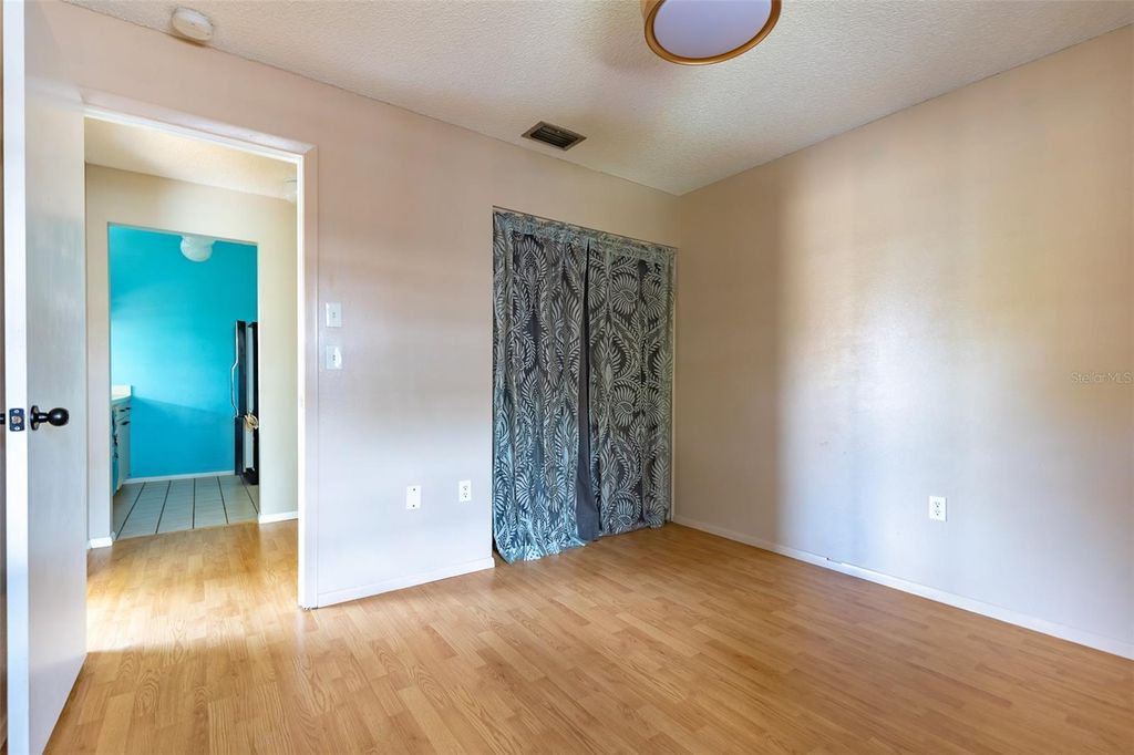 Image 12 of property listing at 3774 59TH AVENUE W 3774, Bradenton, FL 34210