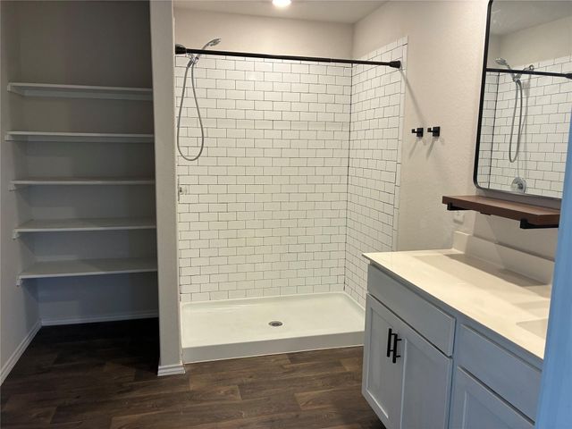 319 Shimmering CV, San Marcos, TX 78666