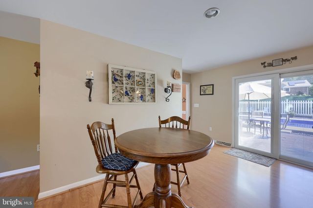 107 BROAD, Akron, PA 17501