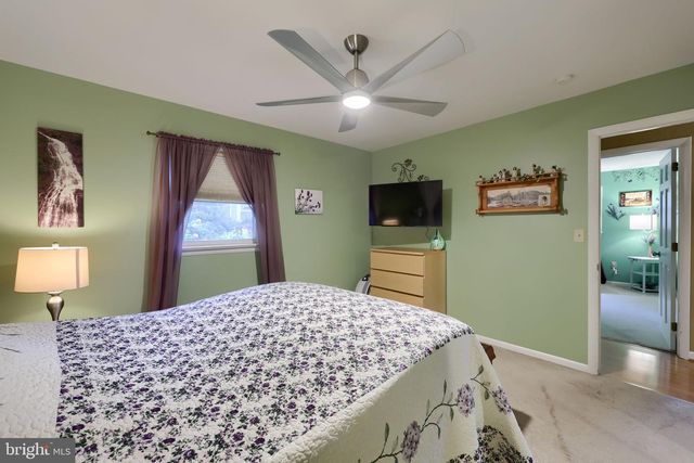 107 BROAD, Akron, PA 17501