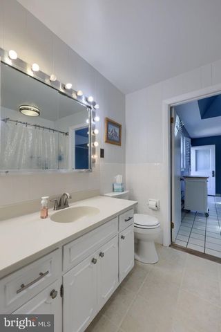 107 BROAD, Akron, PA 17501