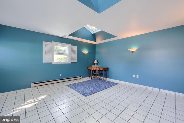 107 BROAD, Akron, PA 17501