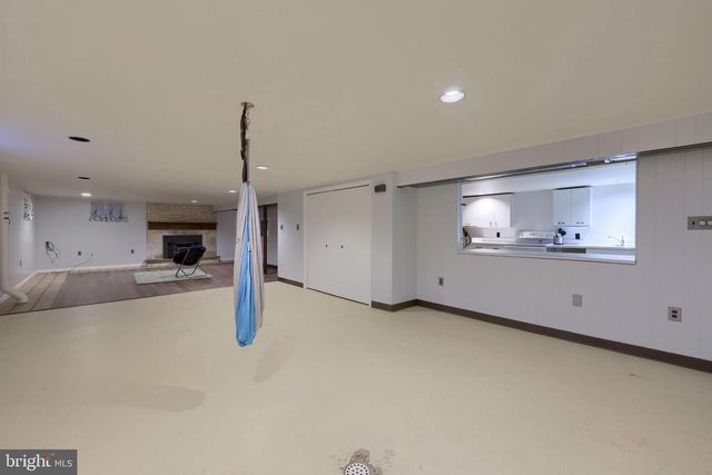 107 BROAD, Akron, PA 17501