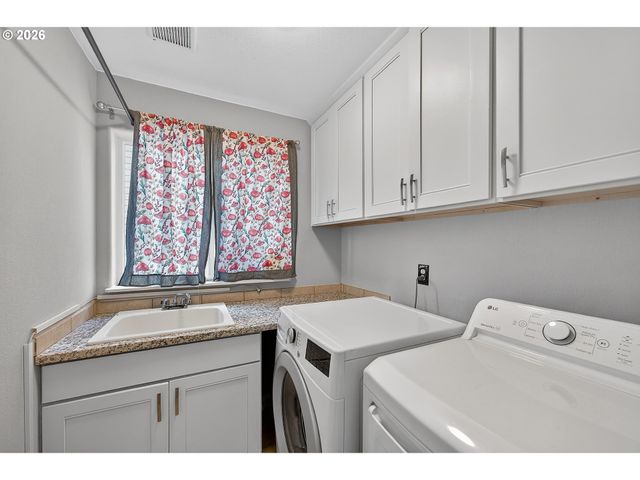 756 JOEL PALMER Way, Dayton, OR 97114