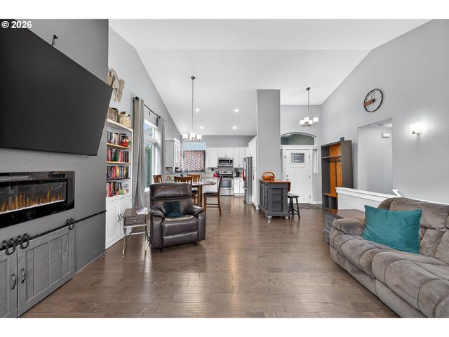 756 JOEL PALMER Way, Dayton, OR 97114