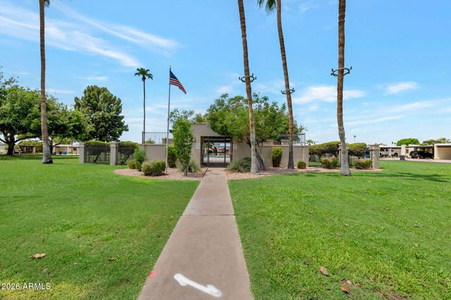 3016 W BOCA RATON Road, Phoenix, AZ 85053