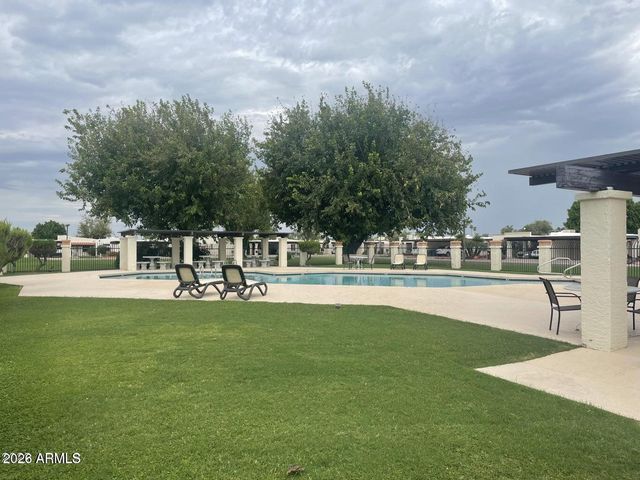3016 W BOCA RATON Road, Phoenix, AZ 85053
