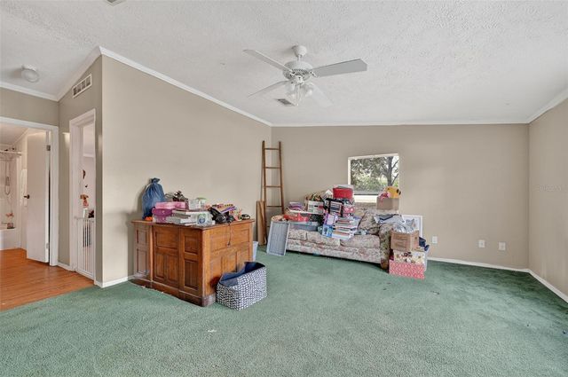 27017 NW 182ND AVENUE, High Springs, FL 32643