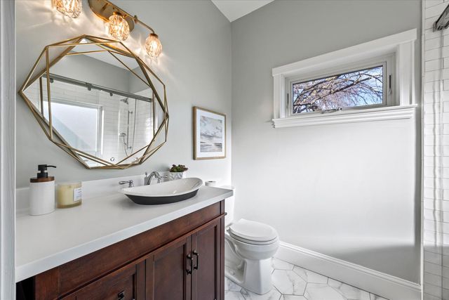 3560 1st Ave, Sacramento, CA 95817