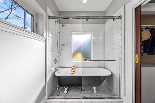 3560 1st Ave, Sacramento, CA 95817