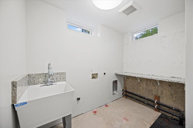 3560 1st Ave, Sacramento, CA 95817