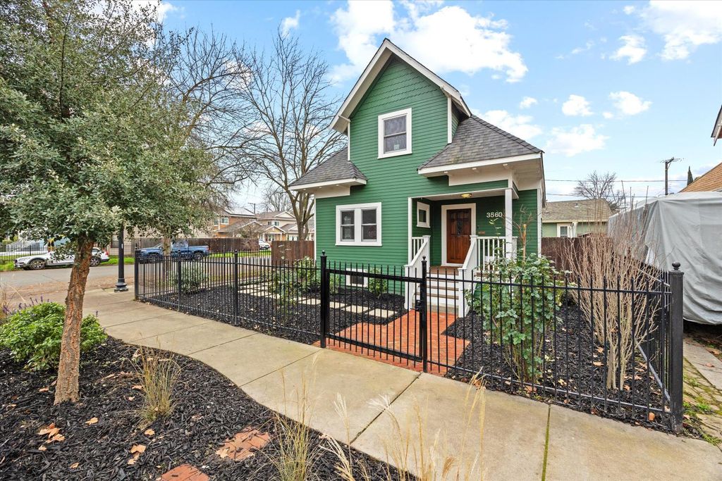 3560 1st Ave, Sacramento, CA 95817