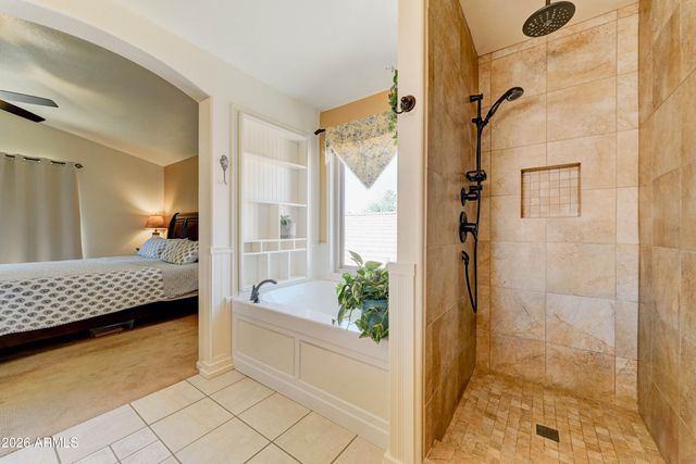 4427 E MOUNTAIN VISTA Drive, Phoenix, AZ 85048