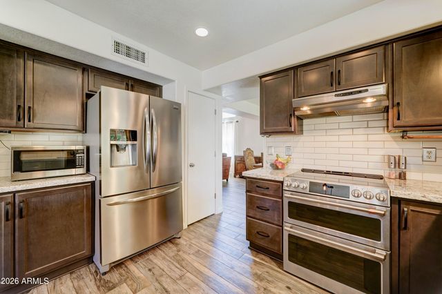 4427 E MOUNTAIN VISTA Drive, Phoenix, AZ 85048