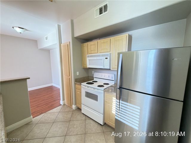 8000 West Badura Avenue 1141, Las Vegas, NV 89113