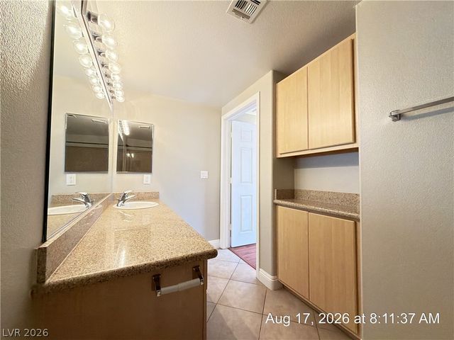 8000 West Badura Avenue 1141, Las Vegas, NV 89113