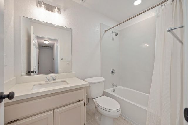 3160 Navion Ct, Cameron Park, CA 95682
