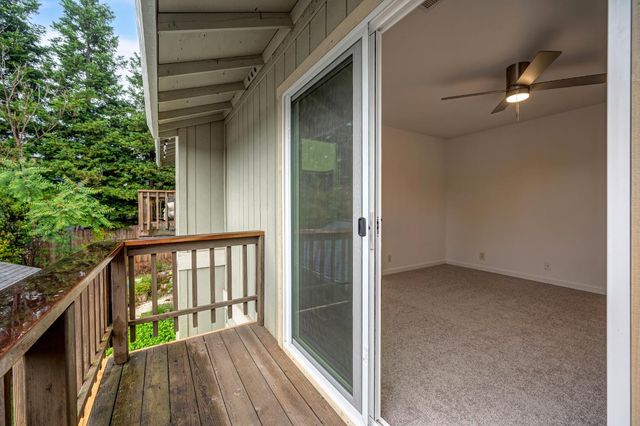 3160 Navion Ct, Cameron Park, CA 95682