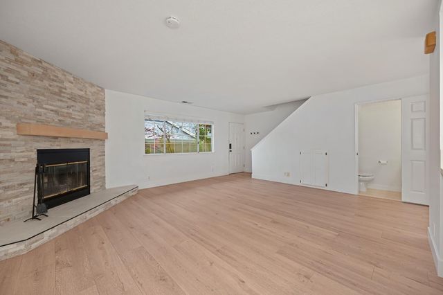 3160 Navion Ct, Cameron Park, CA 95682