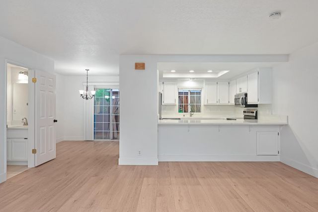 3160 Navion Ct, Cameron Park, CA 95682